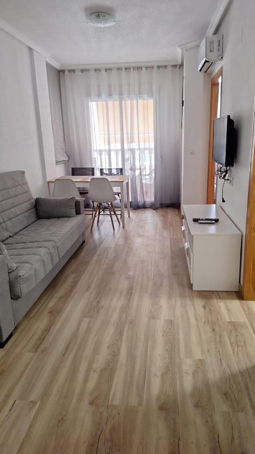 Calle Felix Rodriguez Торевьиа Экстерьер фото